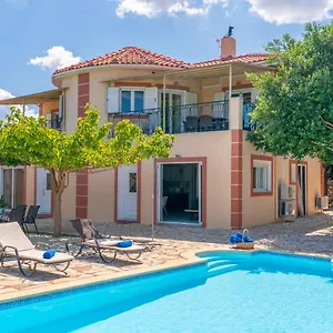 https://telis-luxury-residence.kefaloniahotels.net
