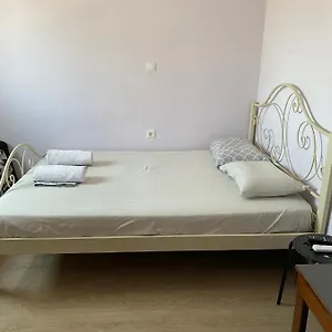Private With A Beautiful Veranda Homestay